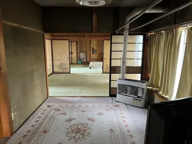 Slide 4