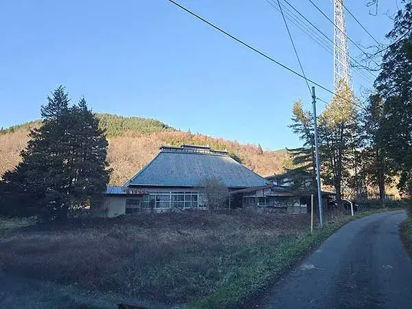 Slide 0