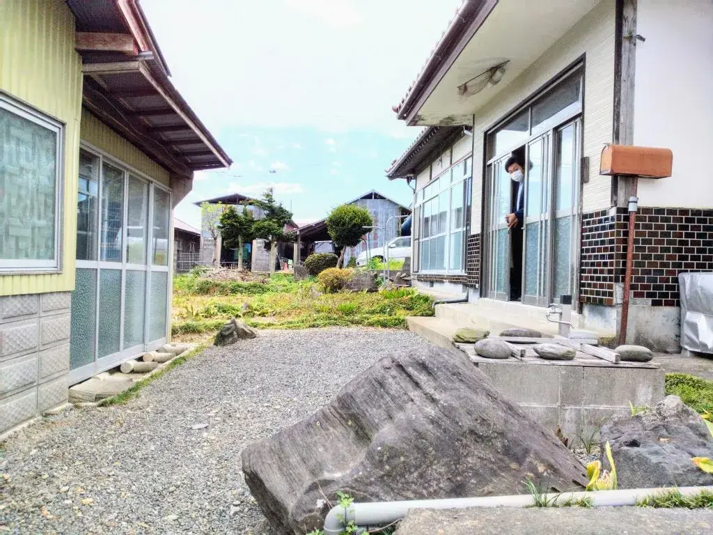 Slide 1