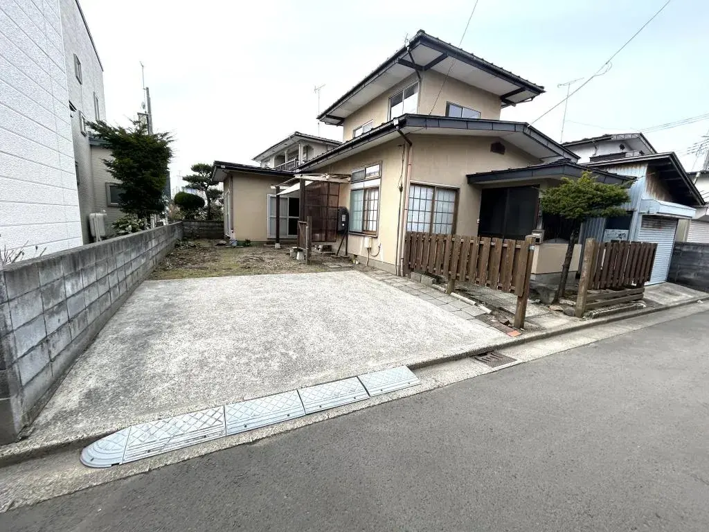 Slide 0