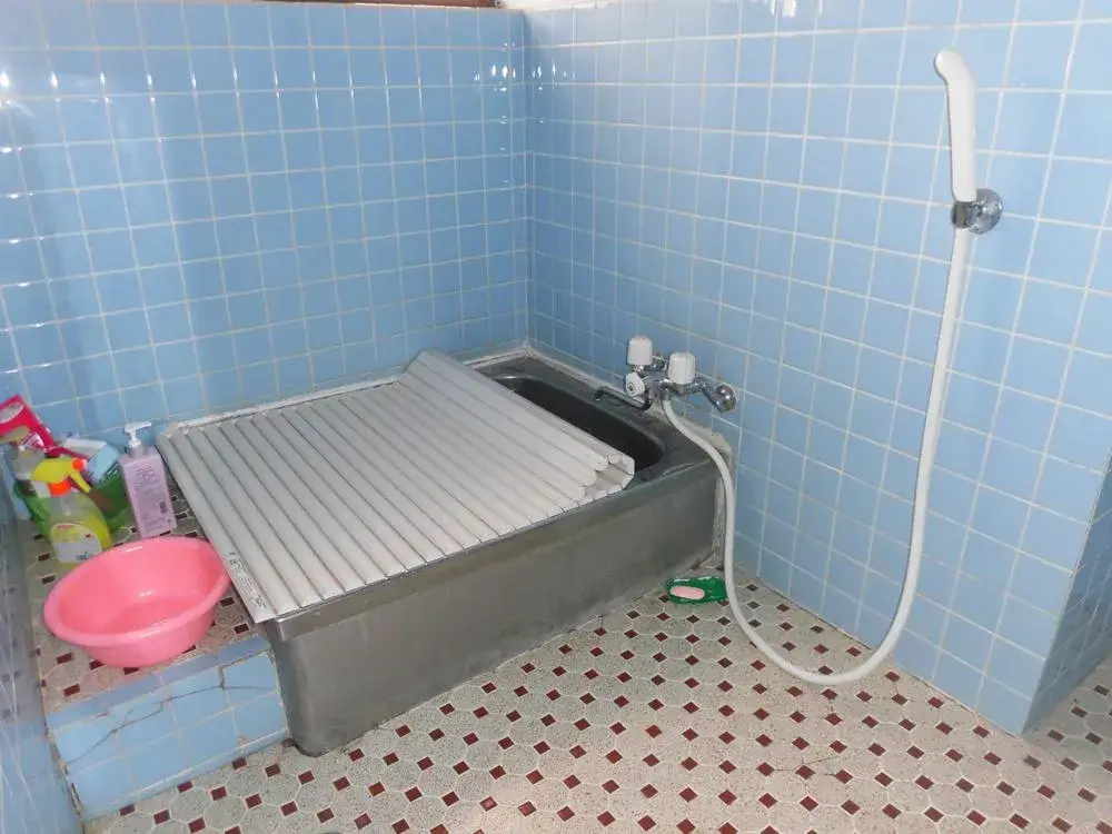 Slide 4