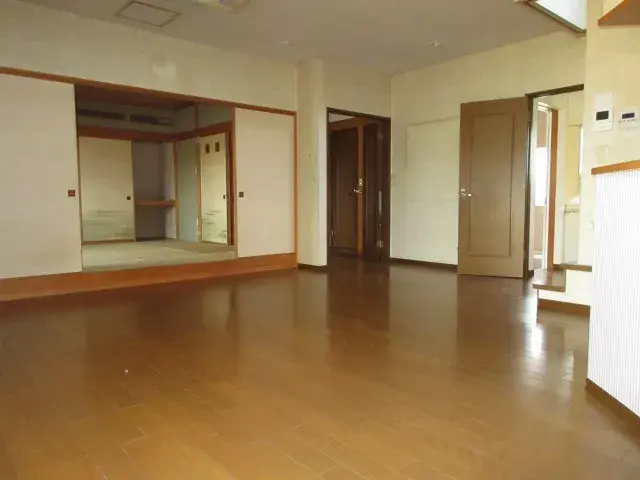Slide 4