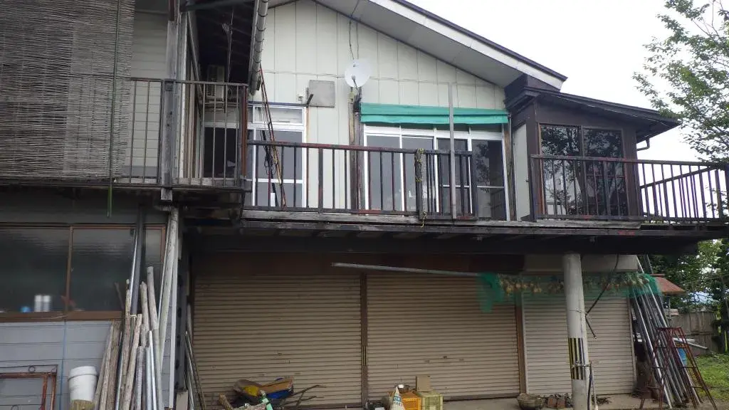 Slide 0