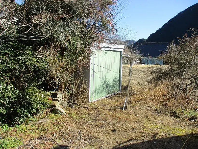 Slide 4
