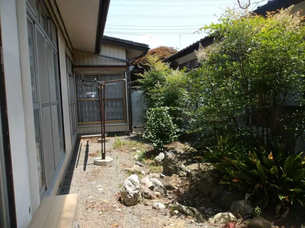 Slide 3