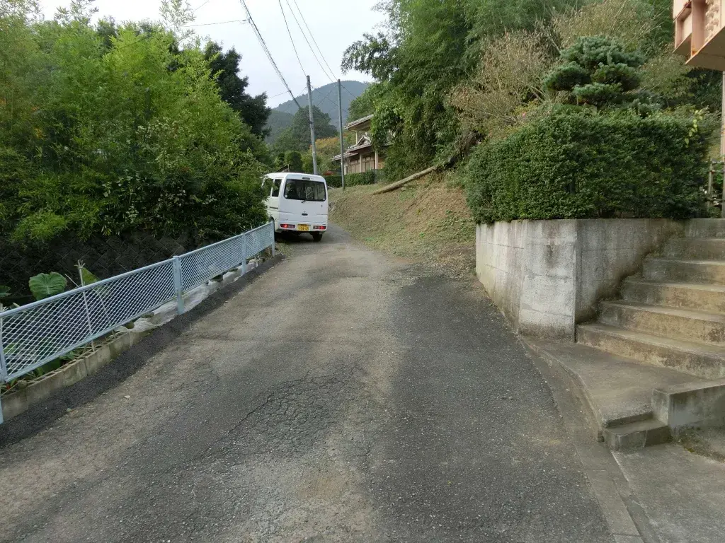 Slide 4
