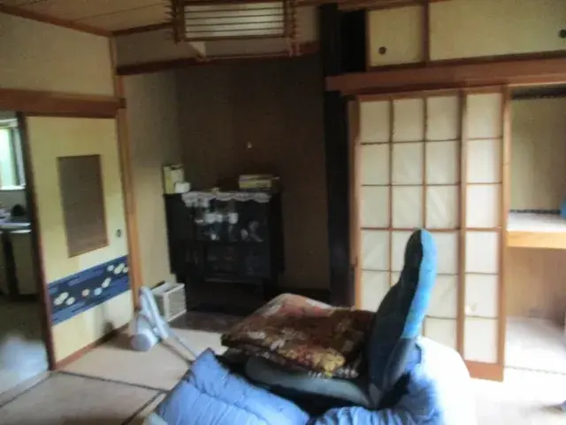 Slide 4