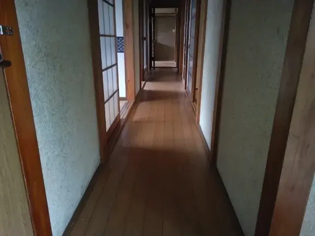 Slide 4