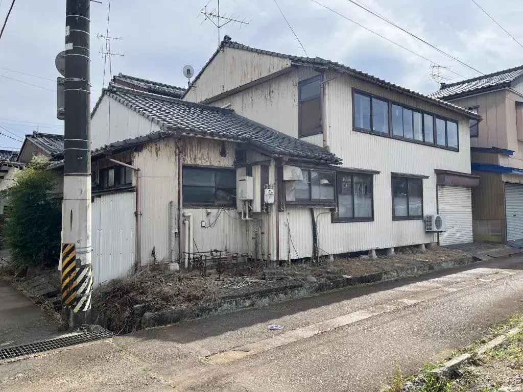 Akiya in 三条市