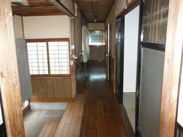 Slide 4