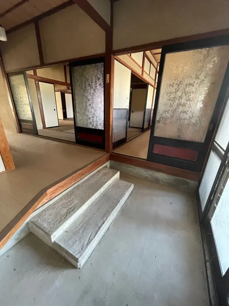 Slide 4