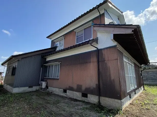 Slide 4