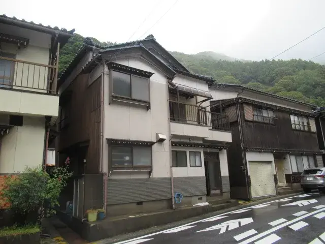 Slide 0