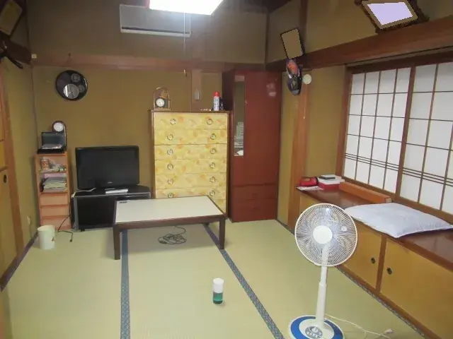 Slide 4