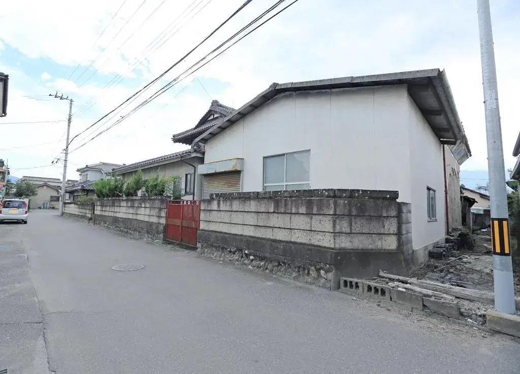Slide 4
