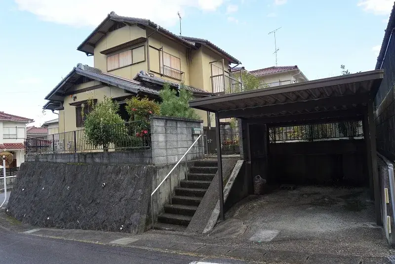 Slide 0