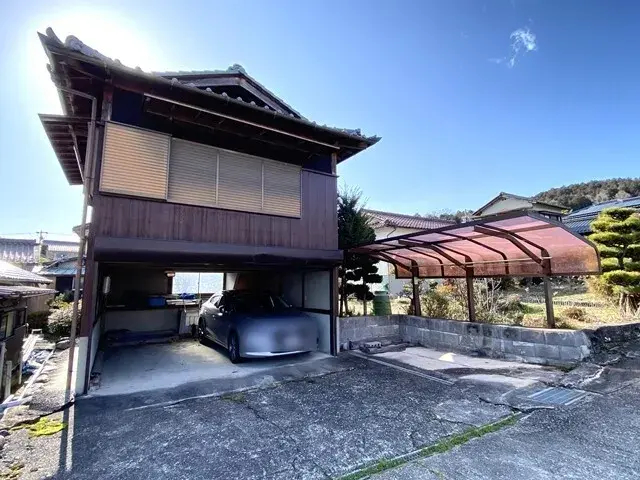 Slide 8