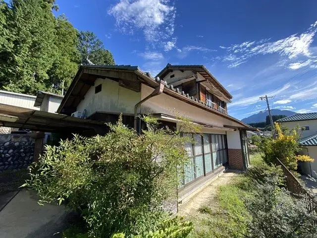 Slide 0