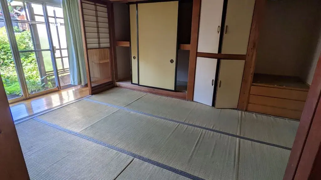 Slide 4