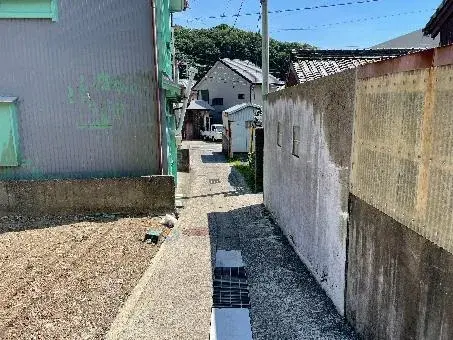 Slide 4