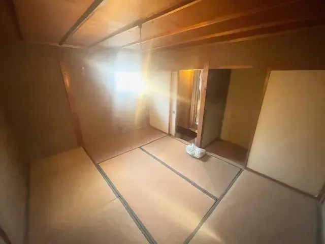 Slide 4