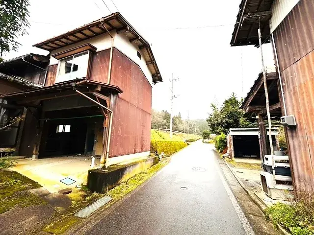 Slide 5