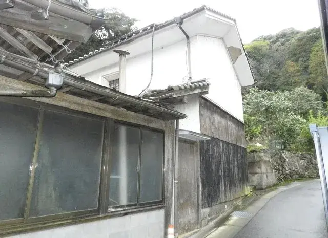 Slide 5