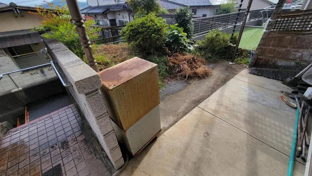 Slide 0