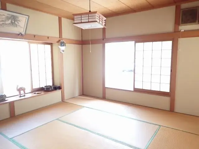 Slide 4