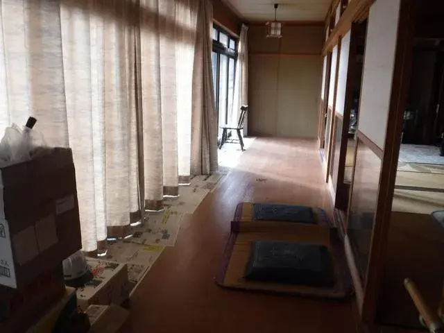 Slide 8