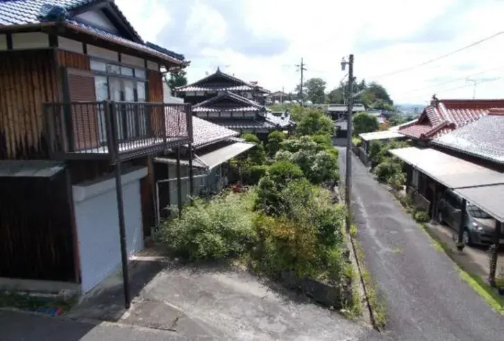 Slide 5