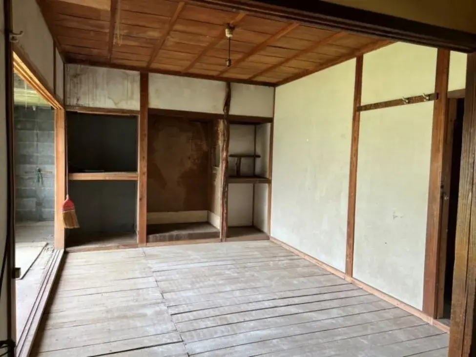 Slide 3