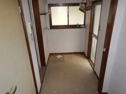 Slide 4