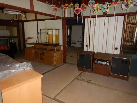 Slide 5