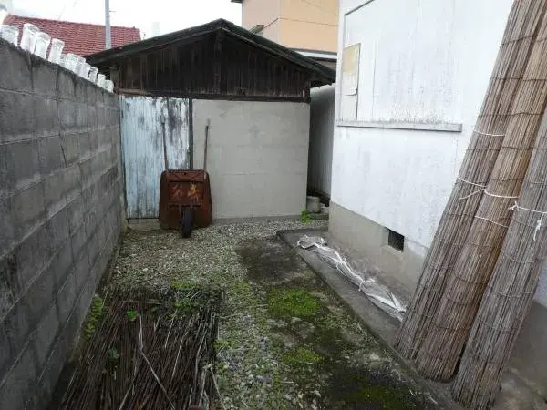 Slide 4