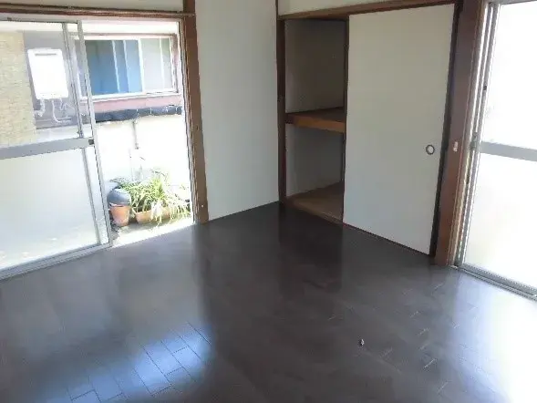 Slide 4