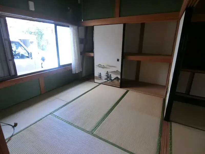 Slide 4