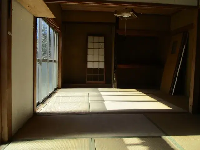 Slide 4