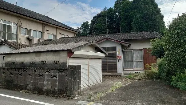 Slide 0