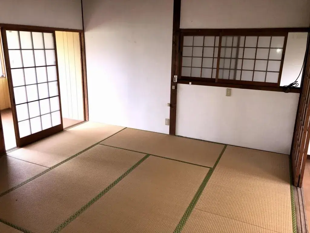 Slide 4
