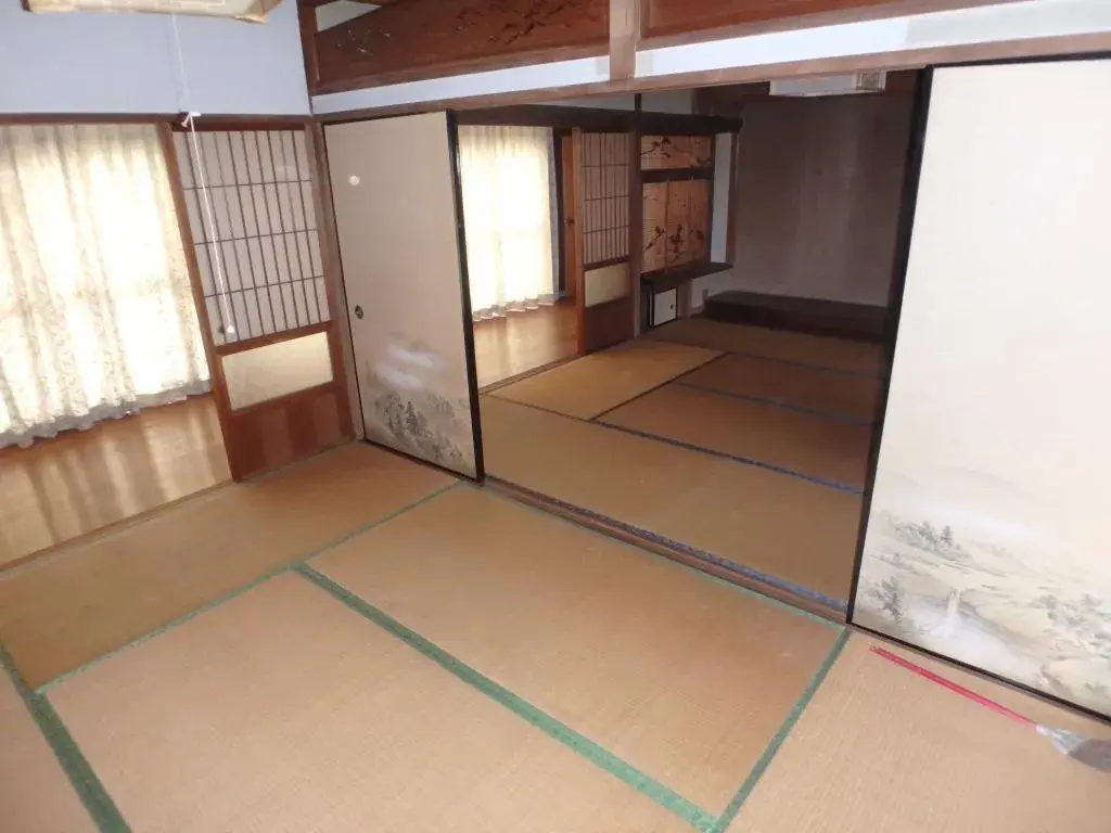 Slide 4