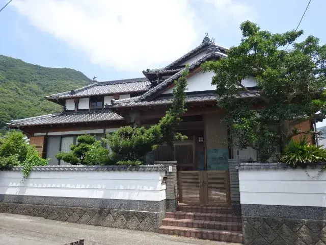 Slide 0