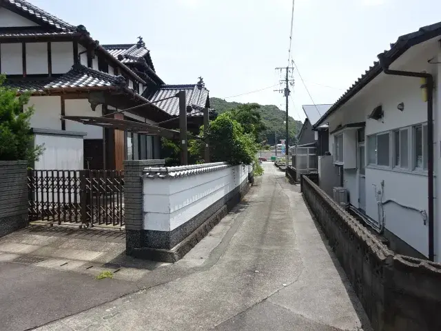 Slide 3