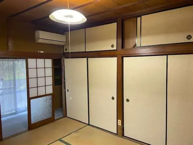 Slide 4