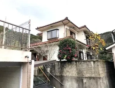 Slide 0