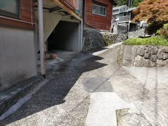 Slide 3