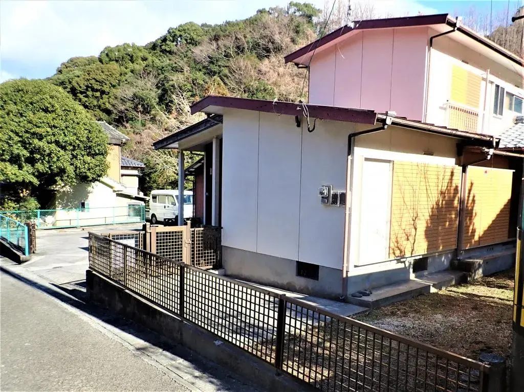 Slide 6