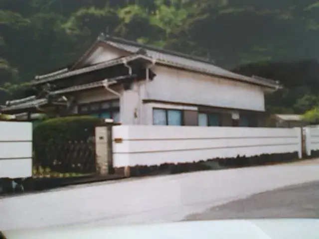 Slide 0