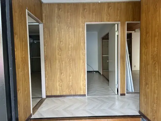 Slide 4