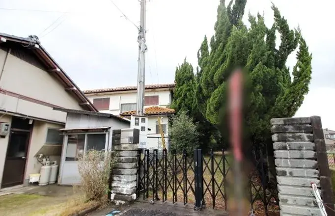 Slide 4